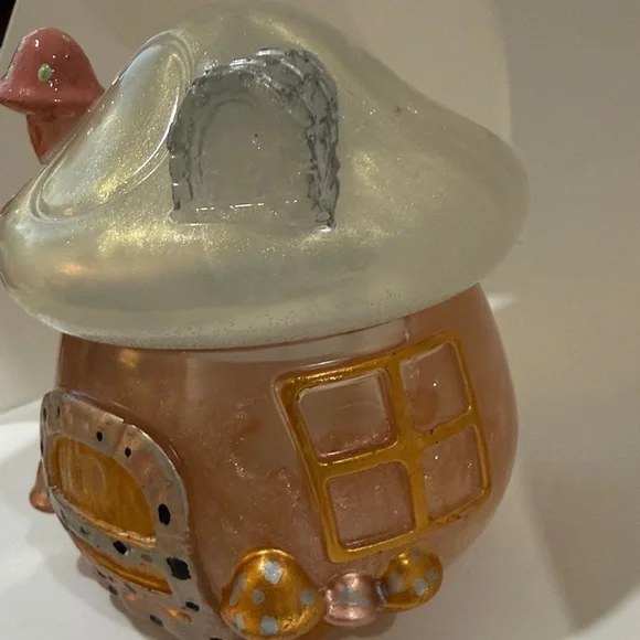 Unique Resin,Mushroom House Art Decor in Silver and Gold - Picture 2 of 10
